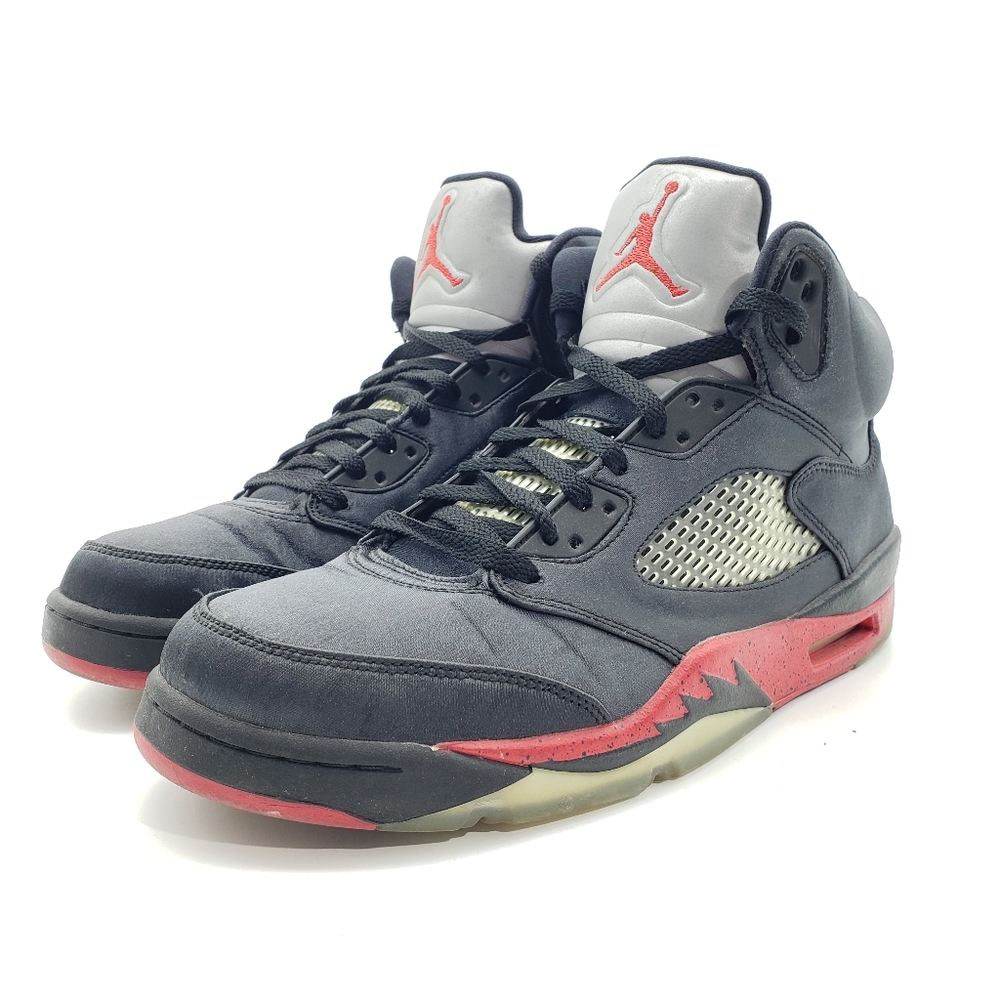 Nike Air Jordan 5 Retro Satin Bred 2018 136027-006 Size 11 Black Red Silver OG